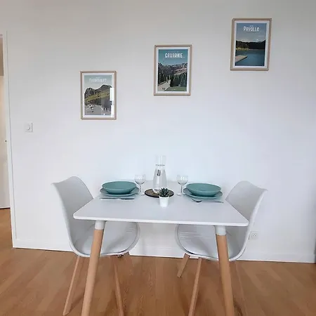 Letournefort*wifi*netflix*menage Inclus Apartament *